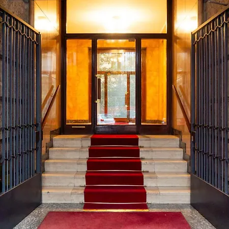 Ideal Rent - Porta Nuova 24 * Milano