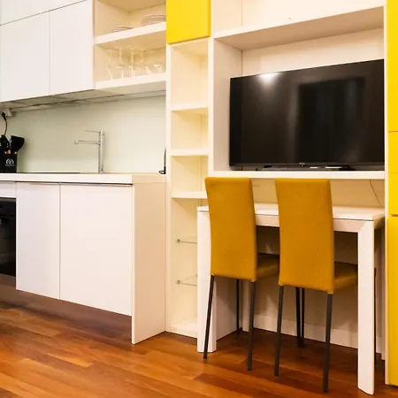 Ideal Rent - Porta Nuova 24 * Milano